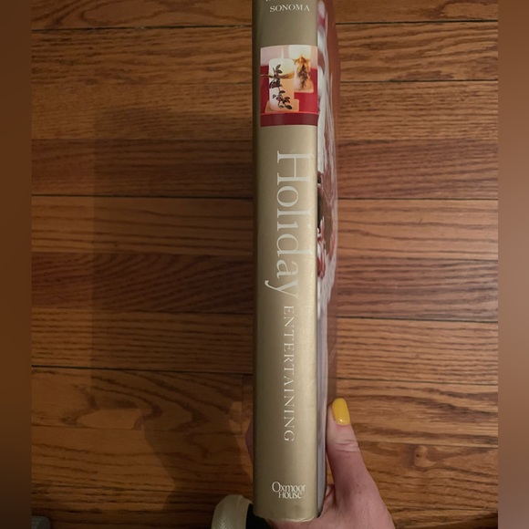 Holiday Entertaining Cookbook from Williams-Sonoma - Picture 3 of 4